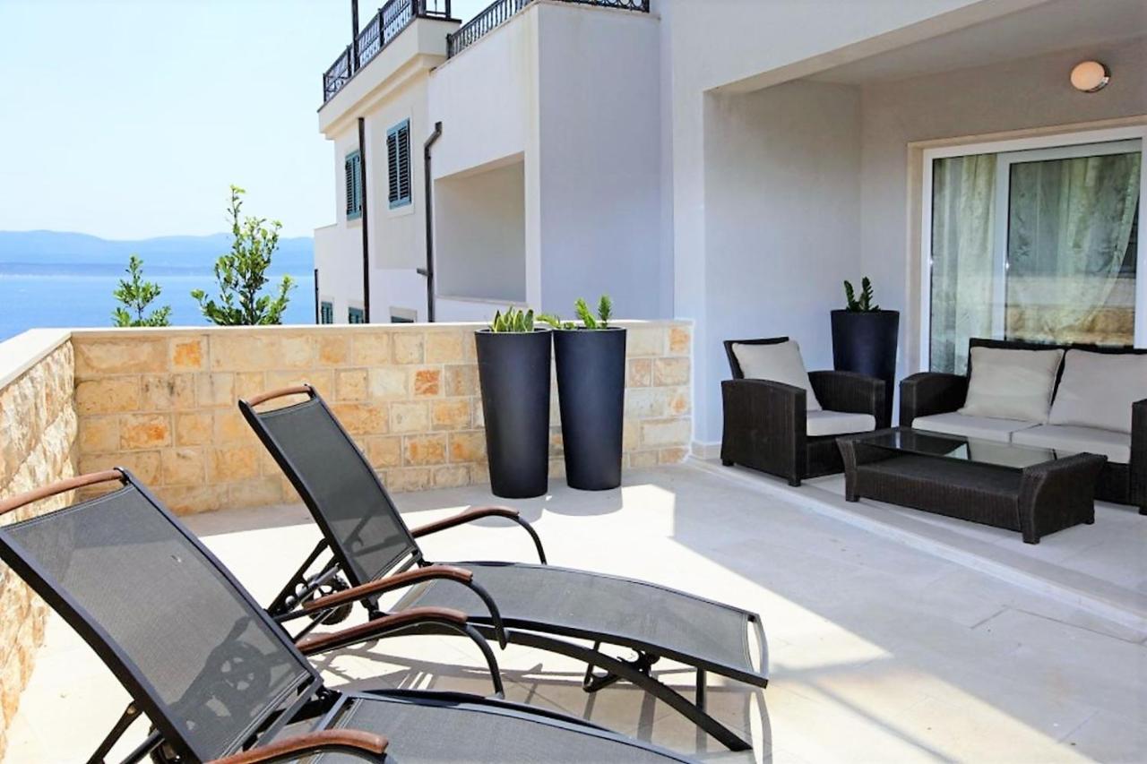 Apartment Bol A6 With Pool From 45 Eur Per Person Eksteriør bilde